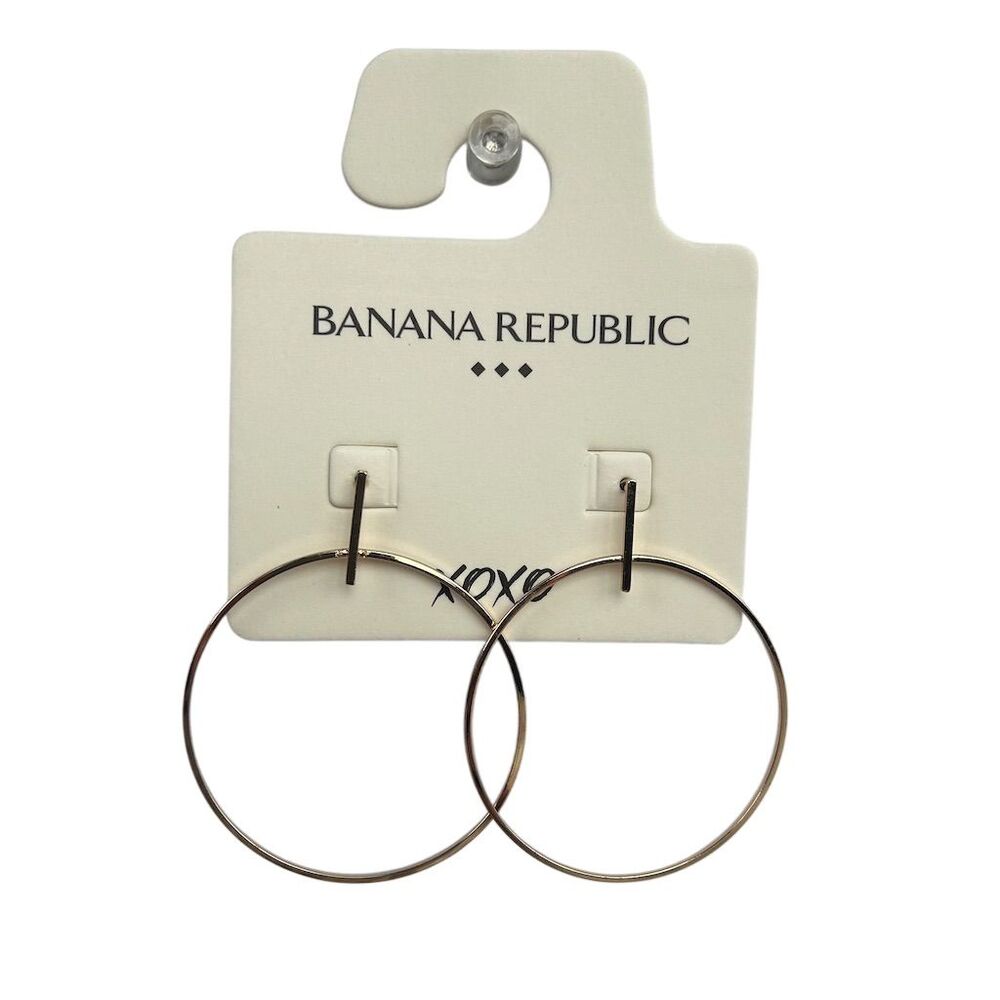 Banana Republic Thin Metal Hoop Earrings in Gold Tone